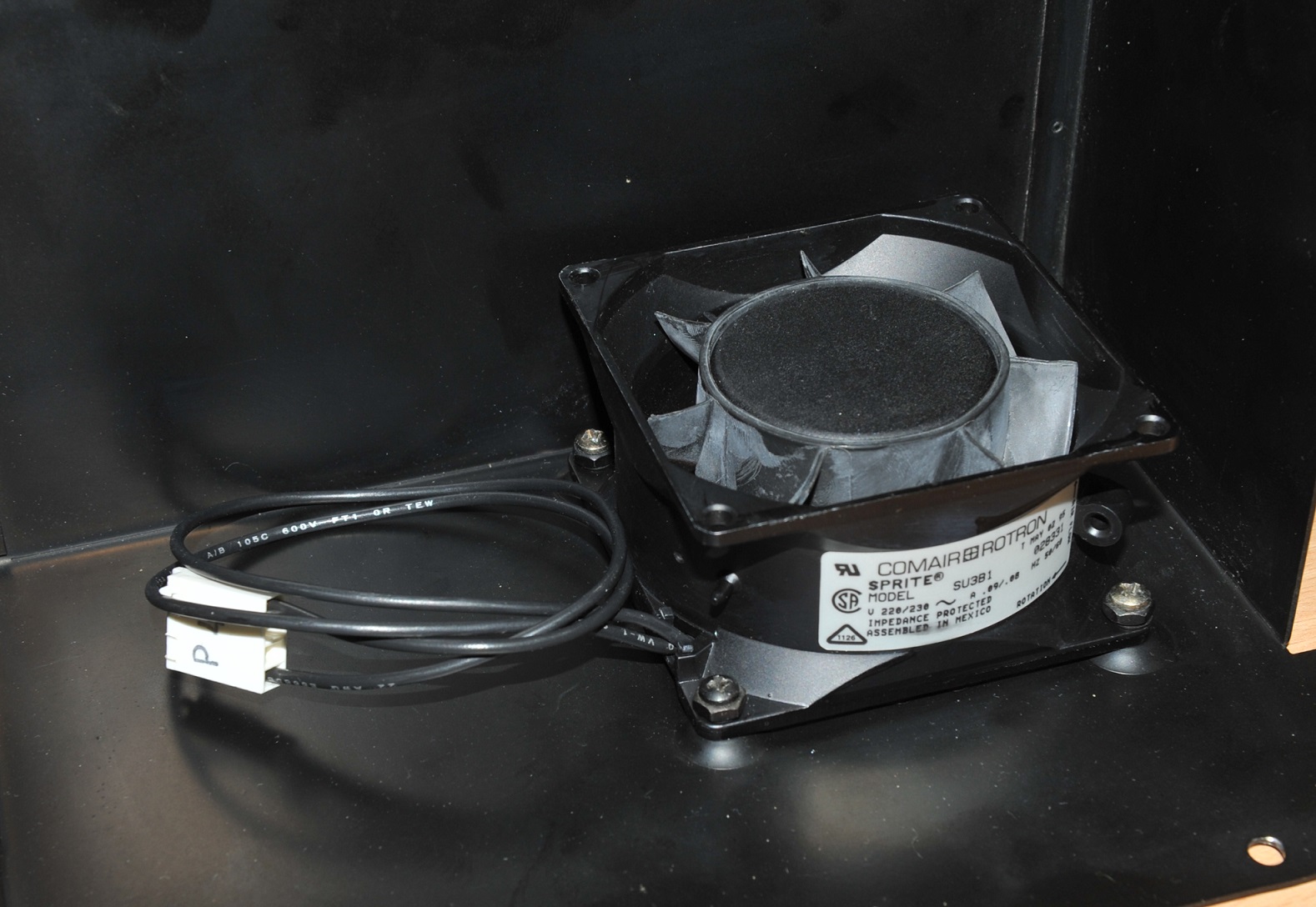 Comair-Rotron Sprite 230V edition - hooked up, bolted in and ready to go